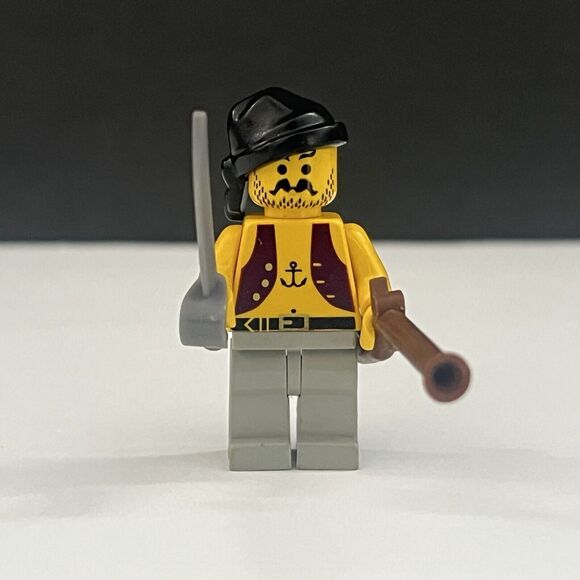 Lego Pirates Minifigure Pirate Anchor Shirt Light Gray Legs Black Bandana pi012 - Picture 1 of 8